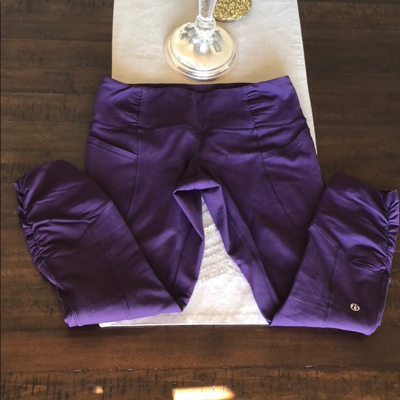 lululemon athletica Pants - Lululemon Daily Practice Crop Size 6